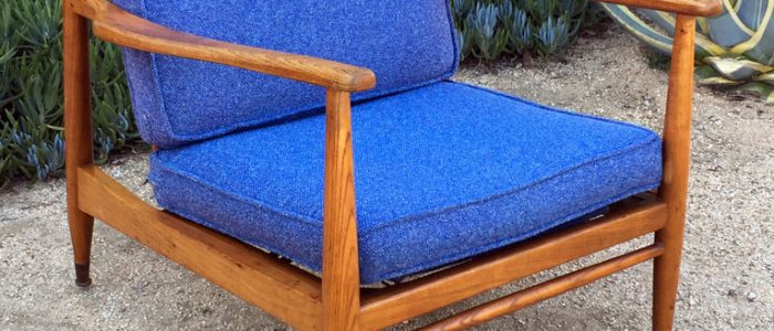 Galería Vintage Visions: Muebles y Arte Retro para Decoración Única