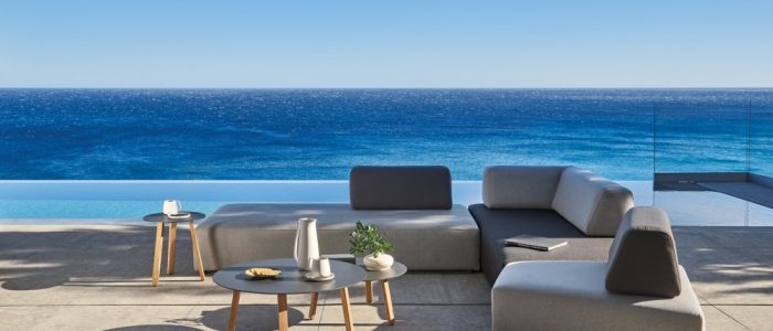 Muebles de Atardecer: Sofás, Sillas y Mesas con Estilo de Puesta de Sol