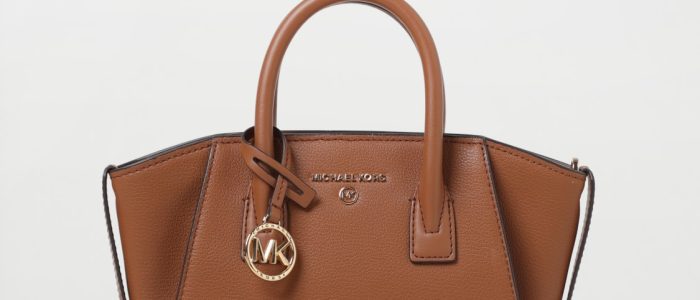 Moda de lujo en oferta: Michael Kors Outlet – Descuentos exclusivos en bolsos y accesorios