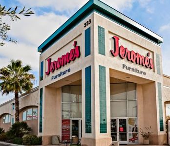 Colchón y Muebles de Patio de Jerome’s Furniture – Superstore El Cajón | Calidad y Confort